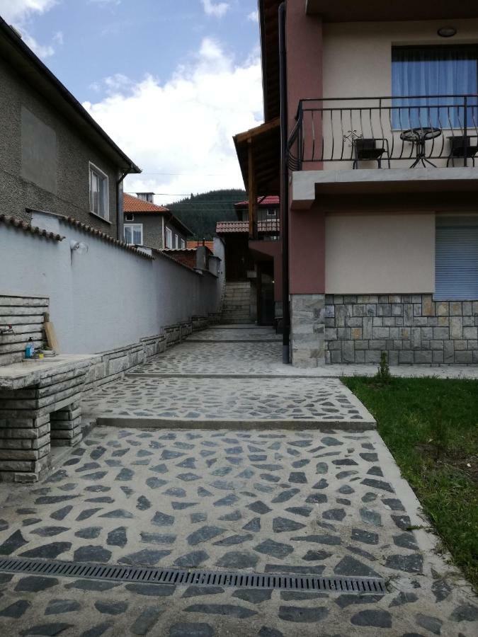 Къща Генчеви Sŭrnitsa Exteriör bild